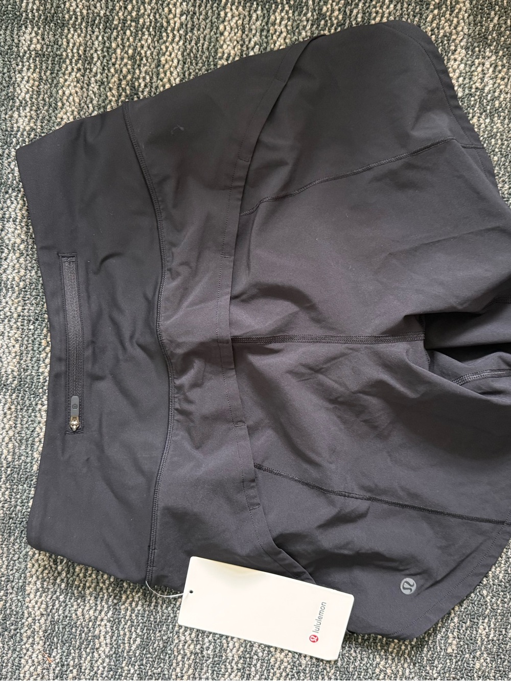 Lululemon Speed Up High-Rise Lined Shorts 6" black size 4 NWT - Picture 2 of 7